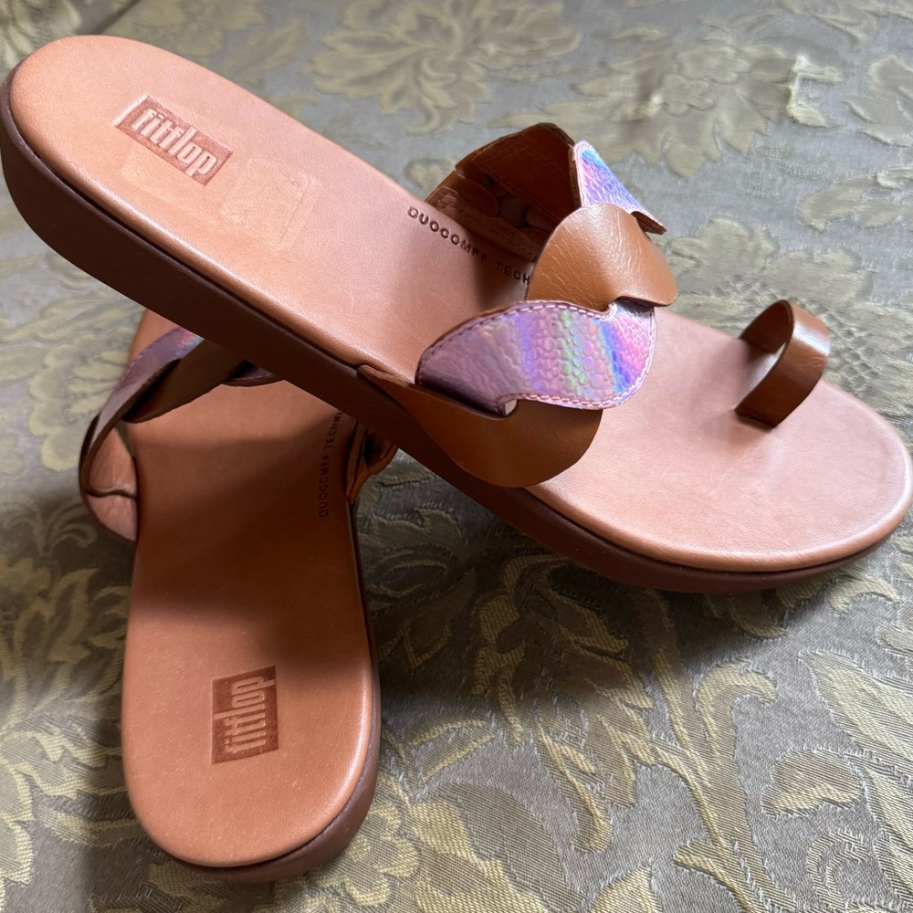 Fitflop REAGAN ROPE TOE RING Light Brown/ Sparkly Pink sandals Women Sz 9 M